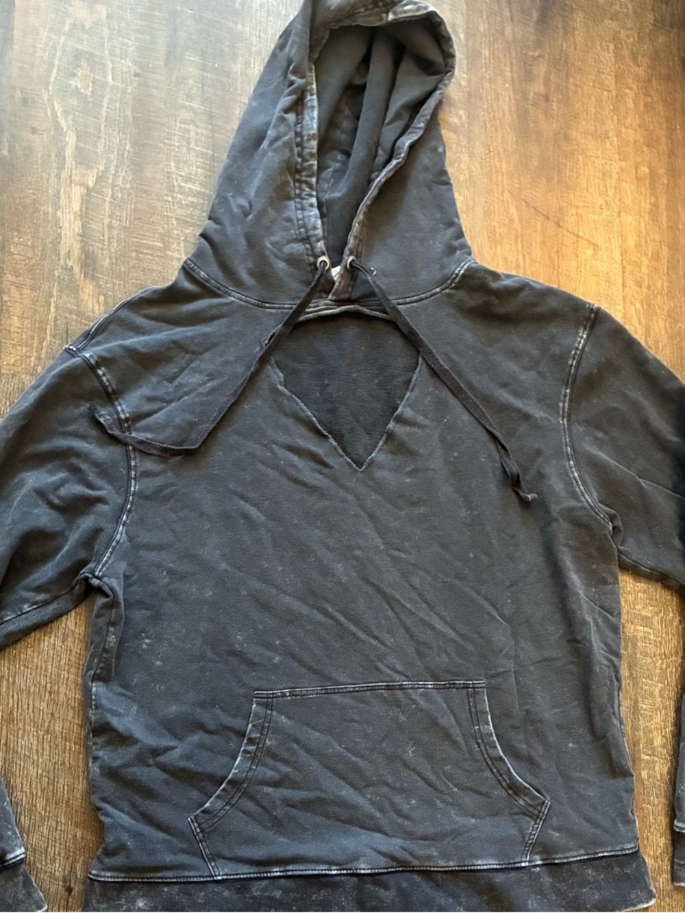 I ♥ JOAH Black Cutout Hoodie Sweatshirt | Women’s Medium